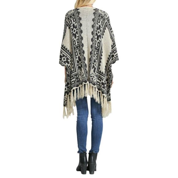 Flying Tomato Western Boho Poncho Sweater with Fringe Size Small/Medium - Picture 12 of 12
